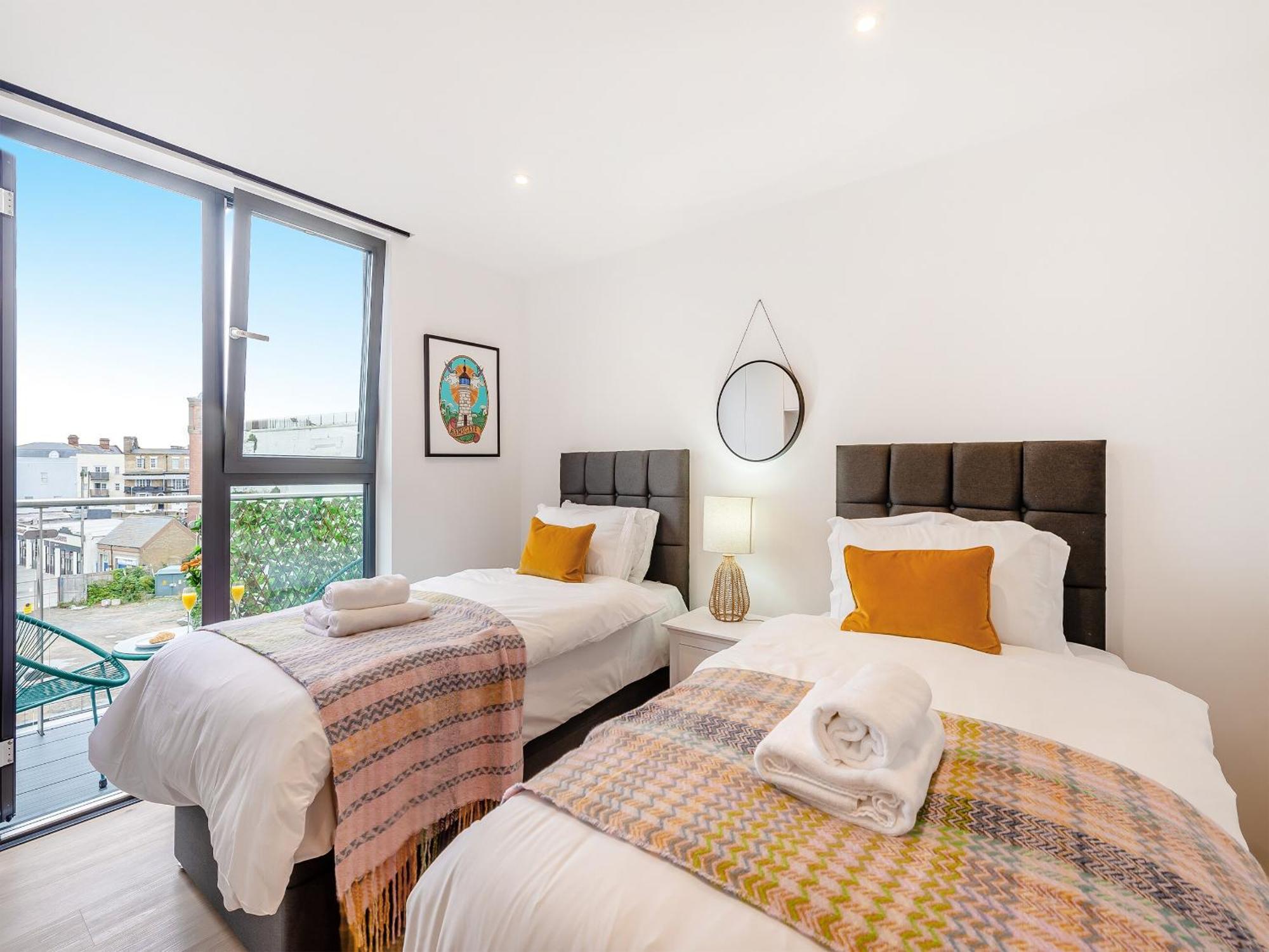 Sound Of The Sea Apartment Ramsgate Exterior foto